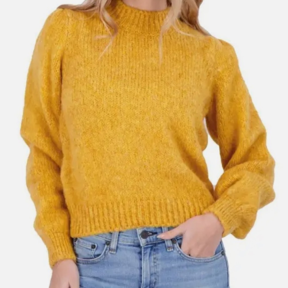 NWT Vero Moda XS Long Sleeve Soft Wooly Sweater